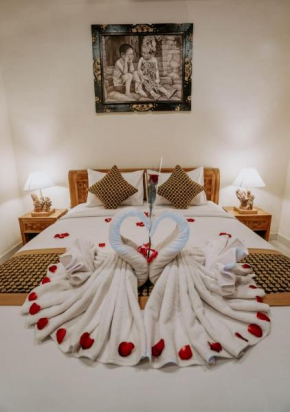 BALINESE HOUSE UBUD